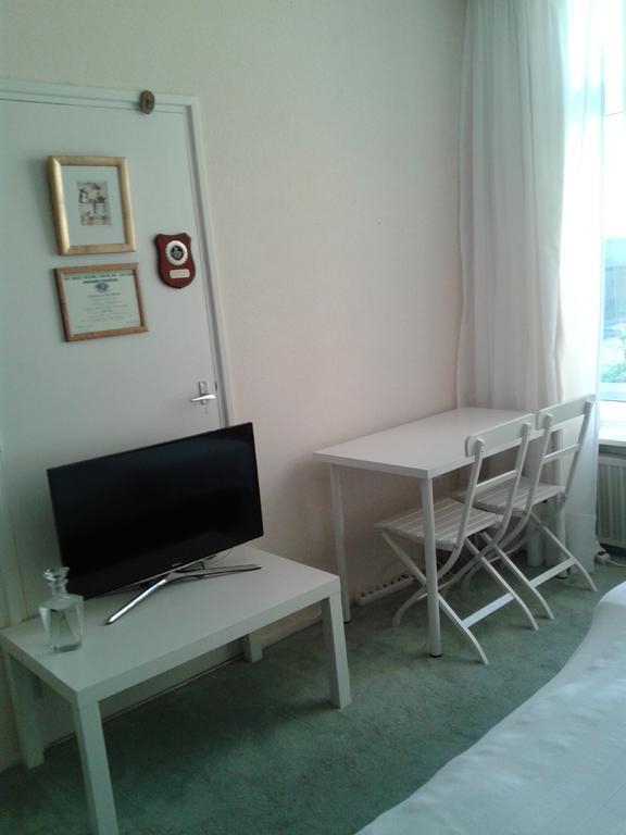 Bed & Breakfast Bungalow Aan Zee *